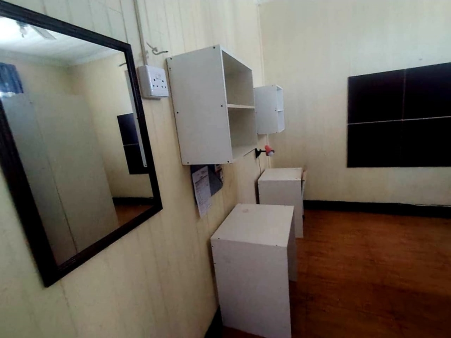 10 Bedroom Property for Sale in Quigney Eastern Cape